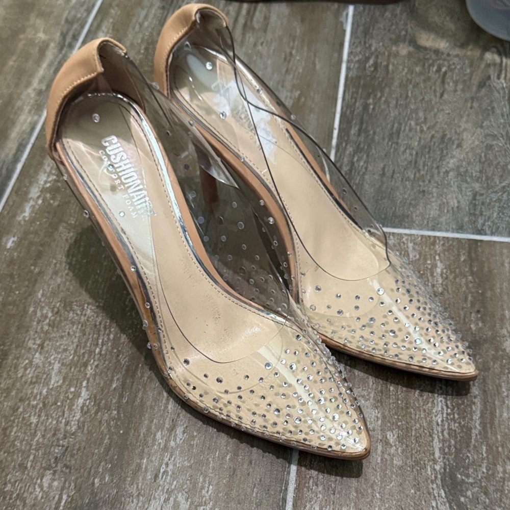 Cushionaire Tan and Clear Studded Heels